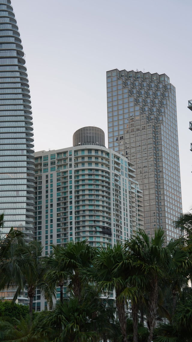 Met 1 Residences photo 2